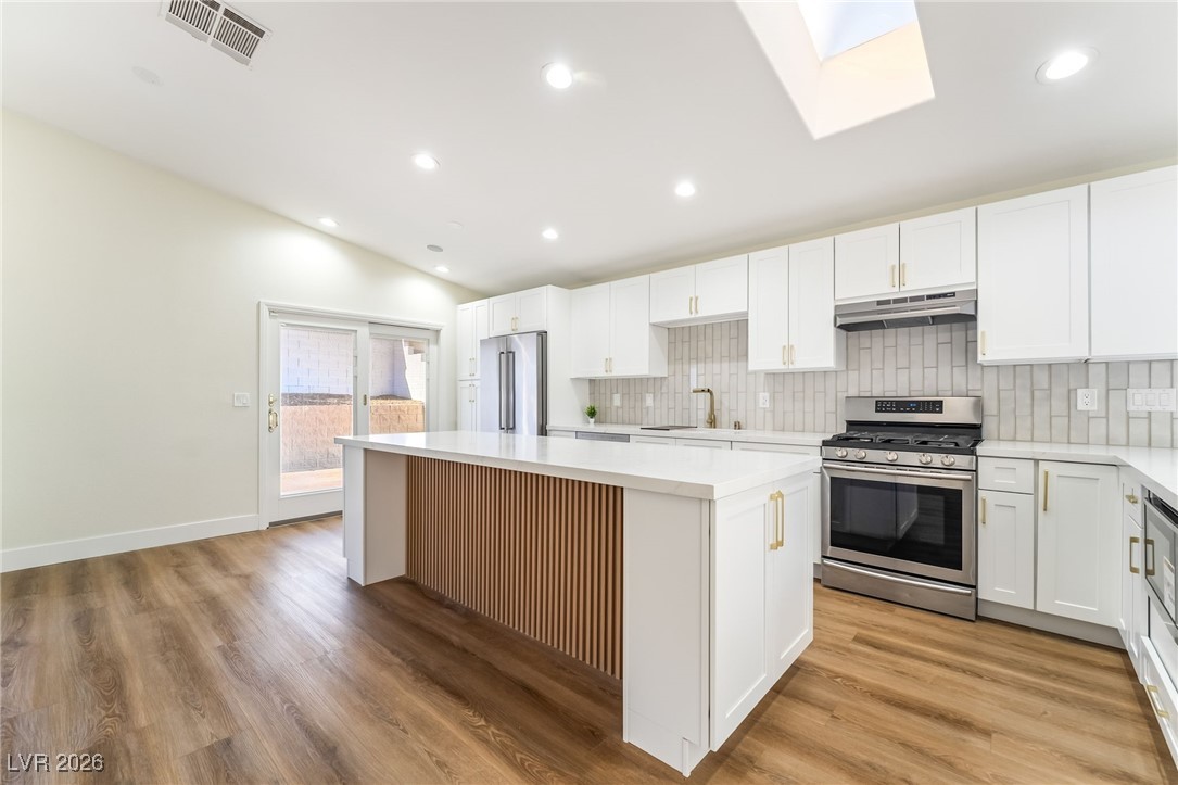 923 Highland Trails Avenue