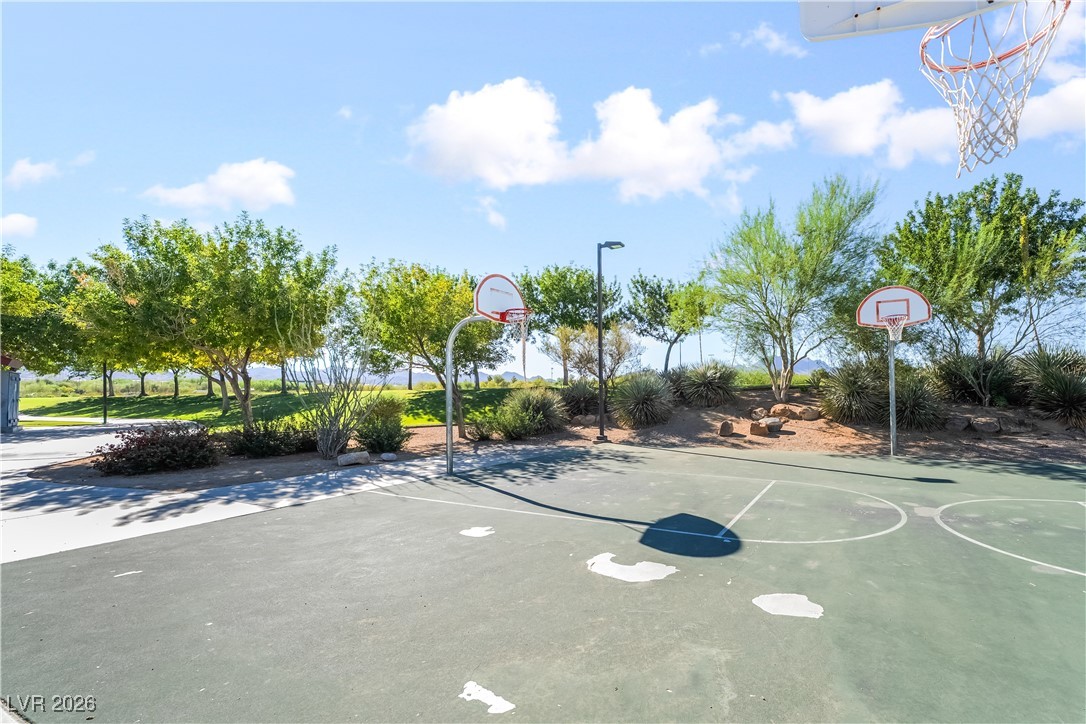 923 Highland Trails Avenue