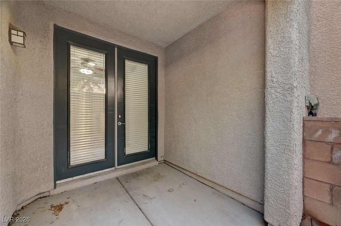 10067 Sand Key Street