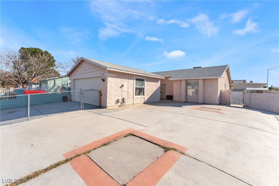 4501 Queen Angel Court