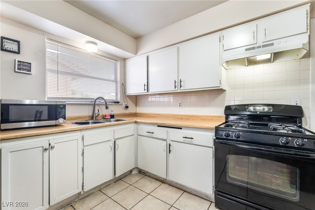 4501 Queen Angel Court