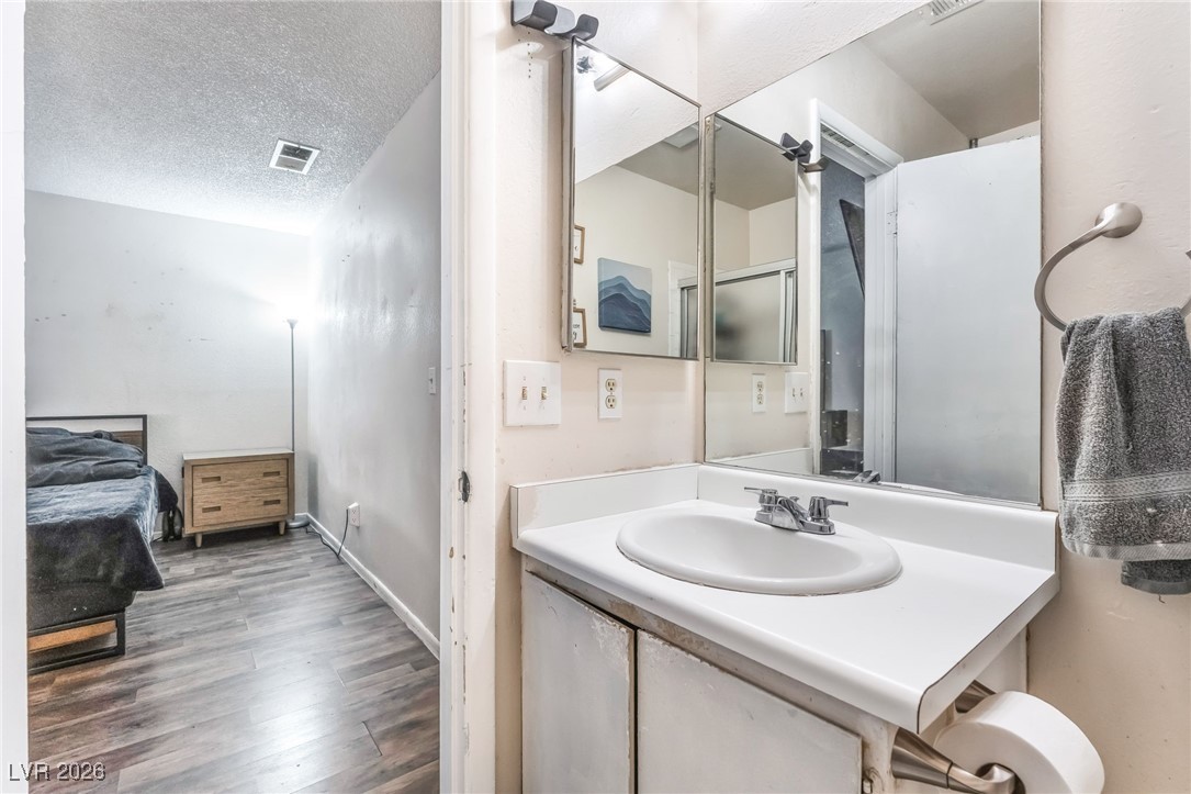 4501 Queen Angel Court