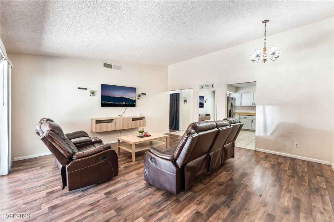 4501 Queen Angel Court