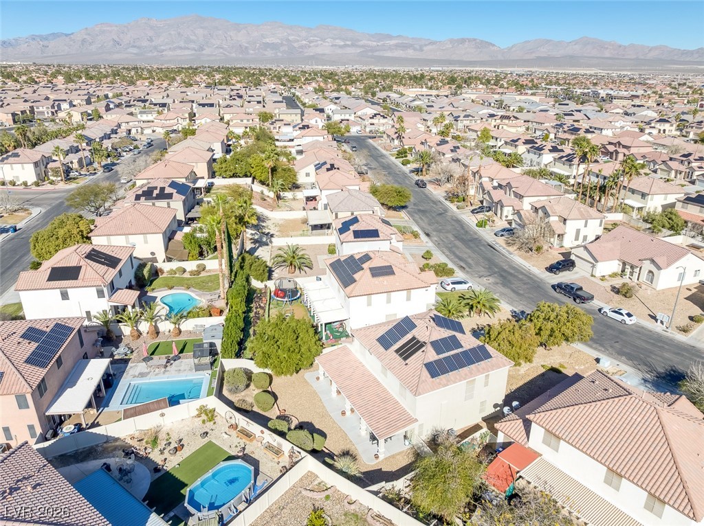 5245 Dawn Break Canyon Street