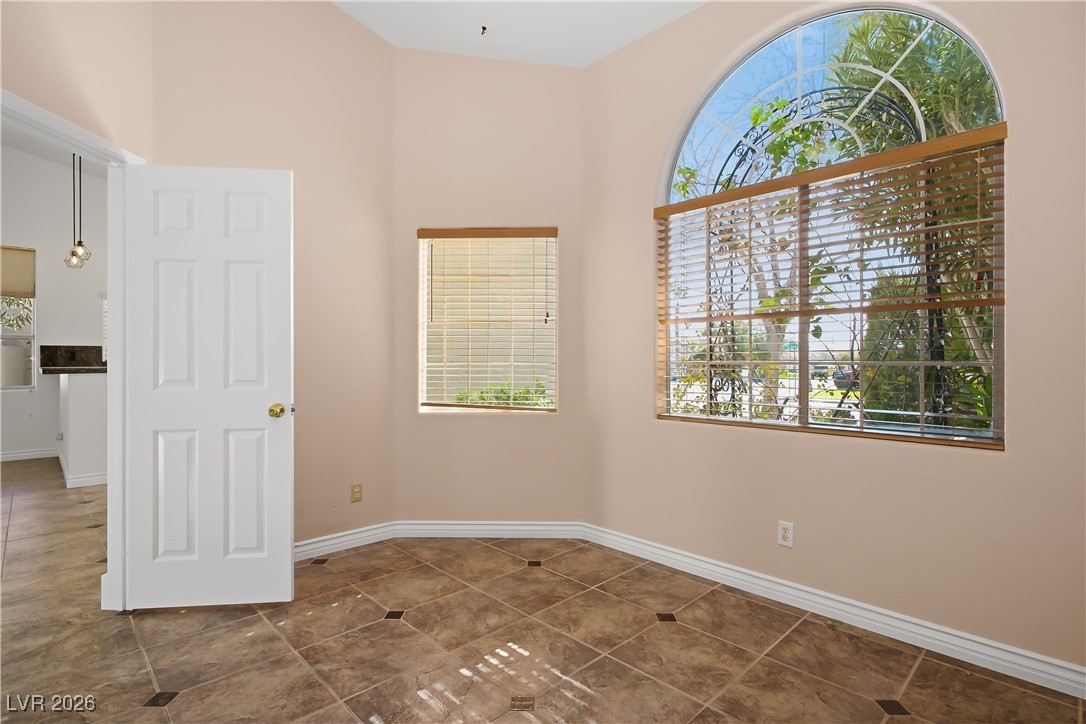 6356 Gentlewood Avenue