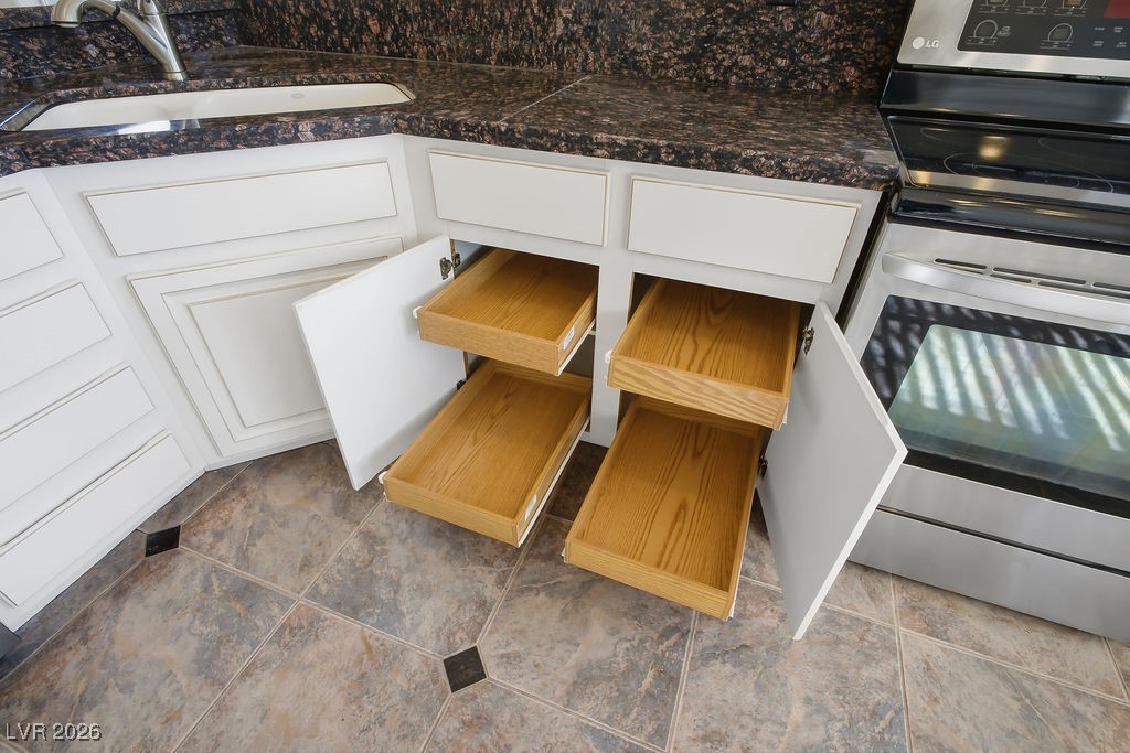 6356 Gentlewood Avenue