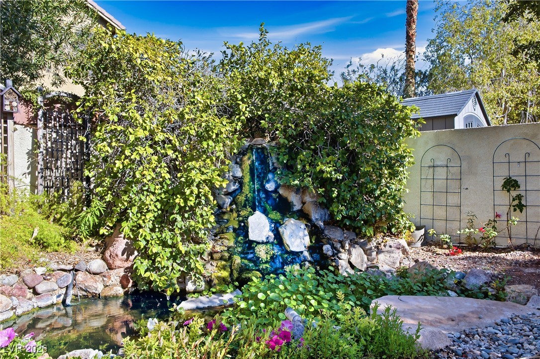 6356 Gentlewood Avenue