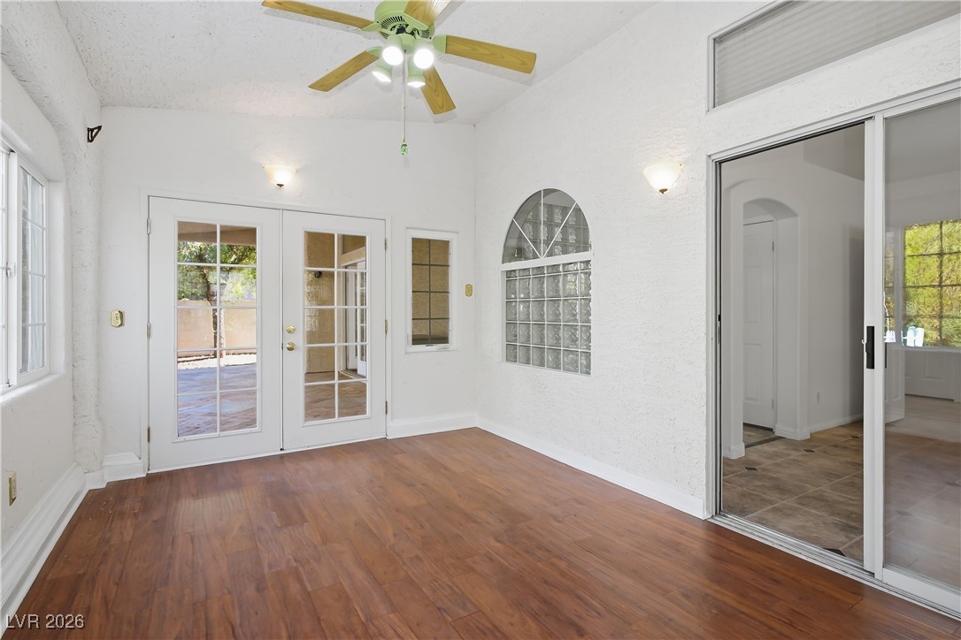 6356 Gentlewood Avenue