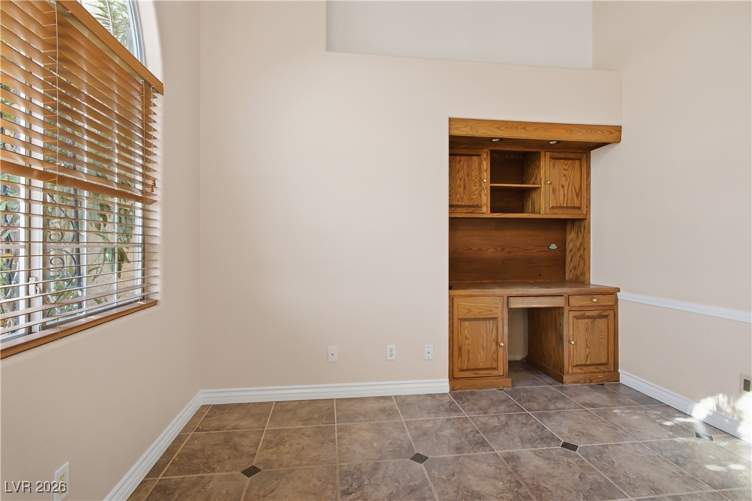 6356 Gentlewood Avenue