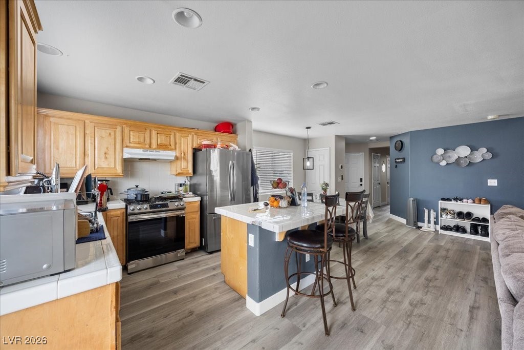 4144 Wheatleigh Court