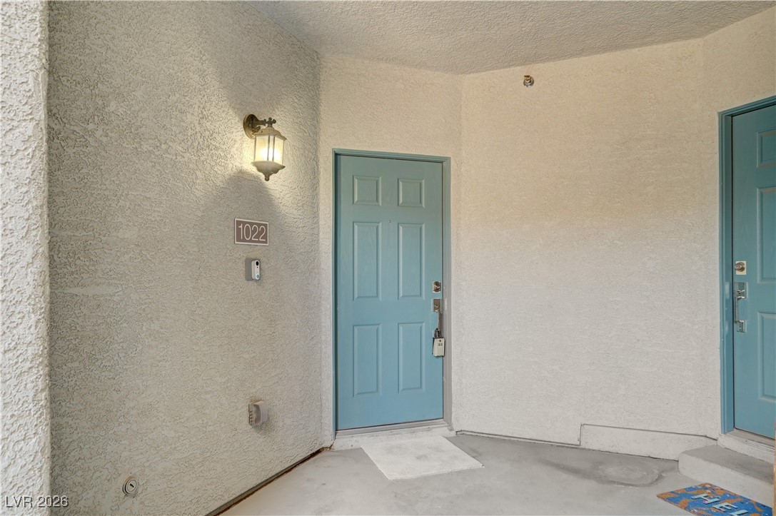 4466 Vigny Street 1022