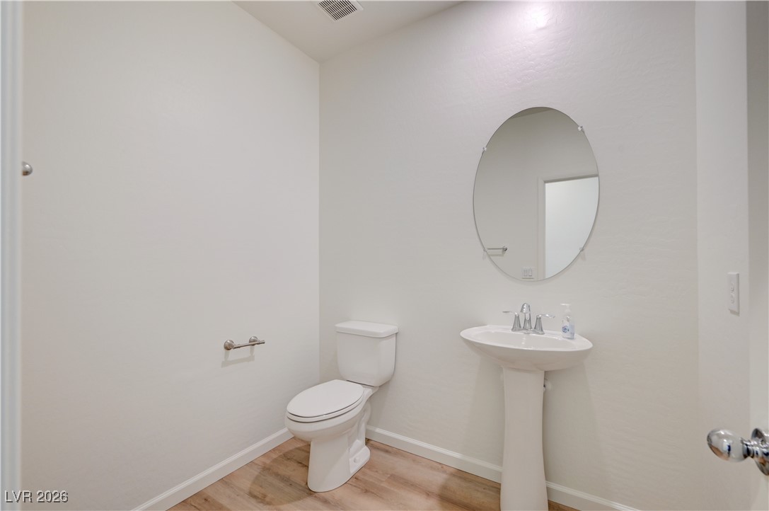 4466 Vigny Street 1022