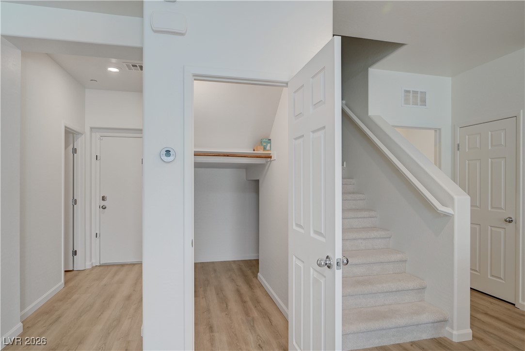 4466 Vigny Street 1022