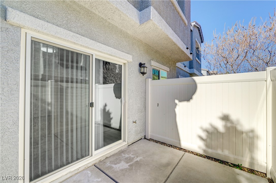 4466 Vigny Street 1022