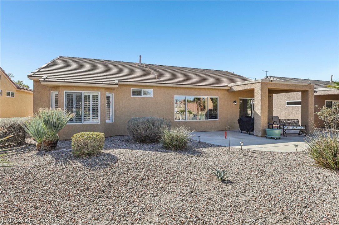 2582 Downeyville Avenue