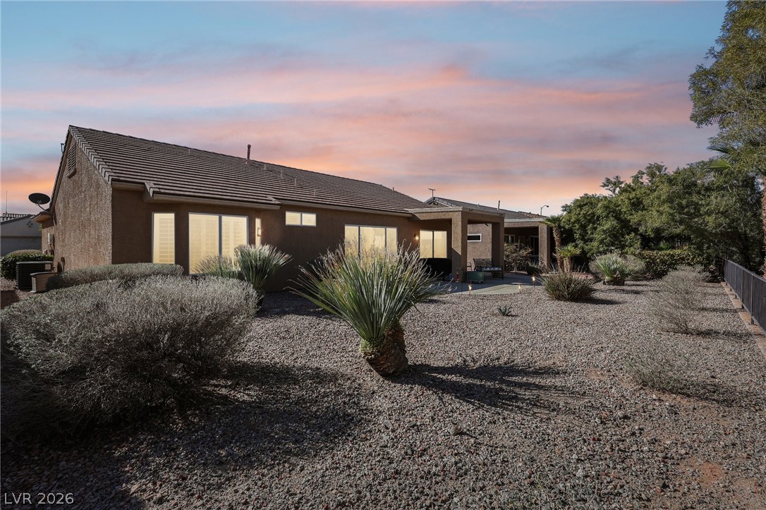 2582 Downeyville Avenue