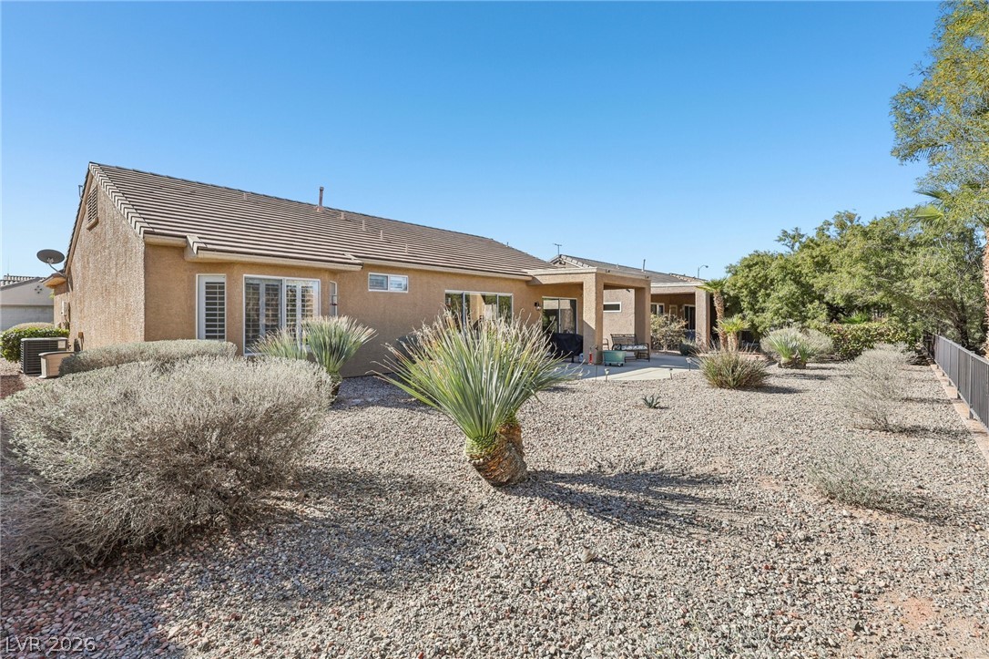 2582 Downeyville Avenue