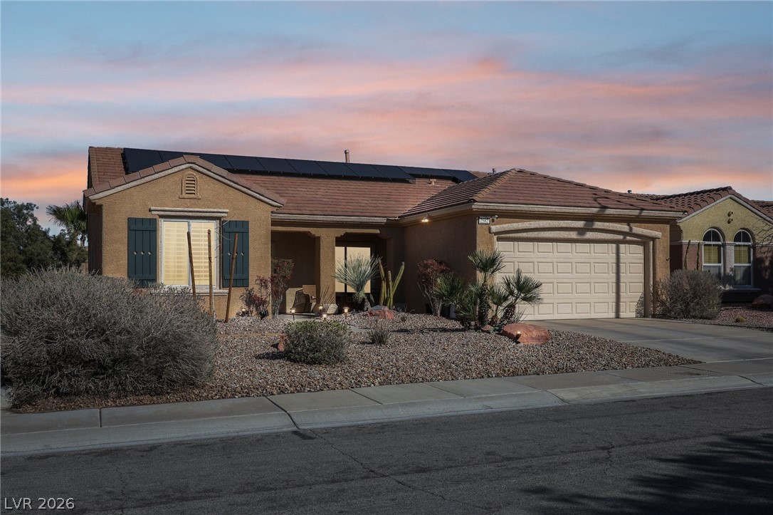 2582 Downeyville Avenue