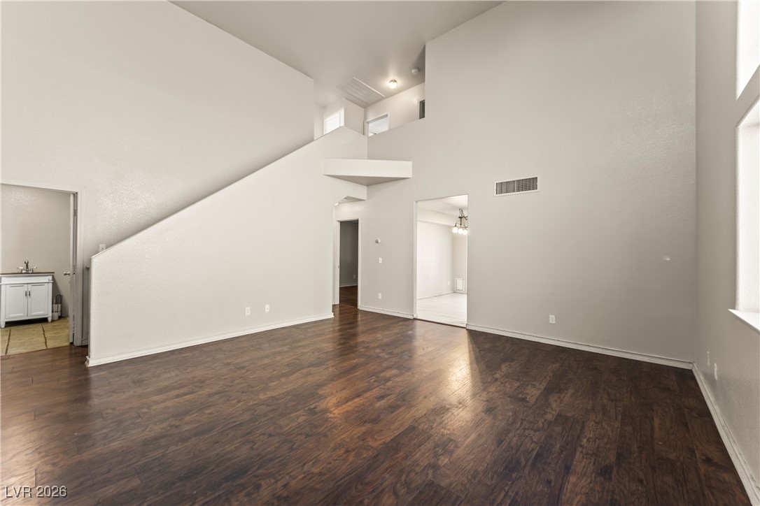 6013 Pebble Grey Lane