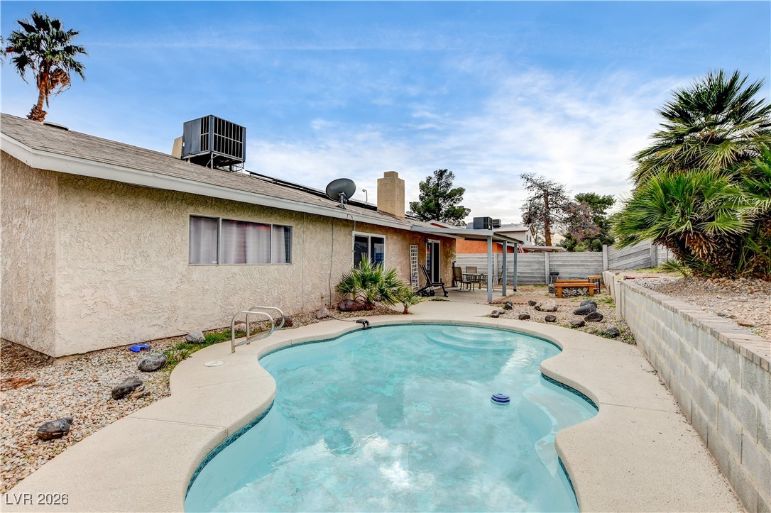 1832 Goose Creek Place