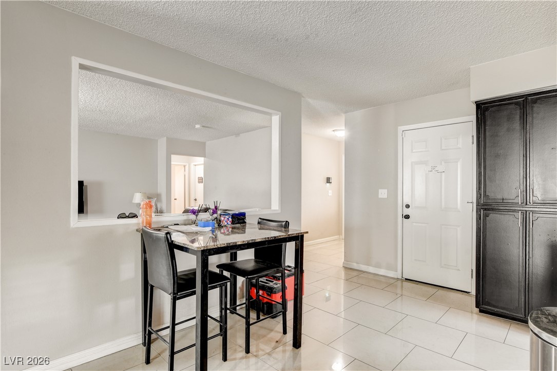 1832 Goose Creek Place