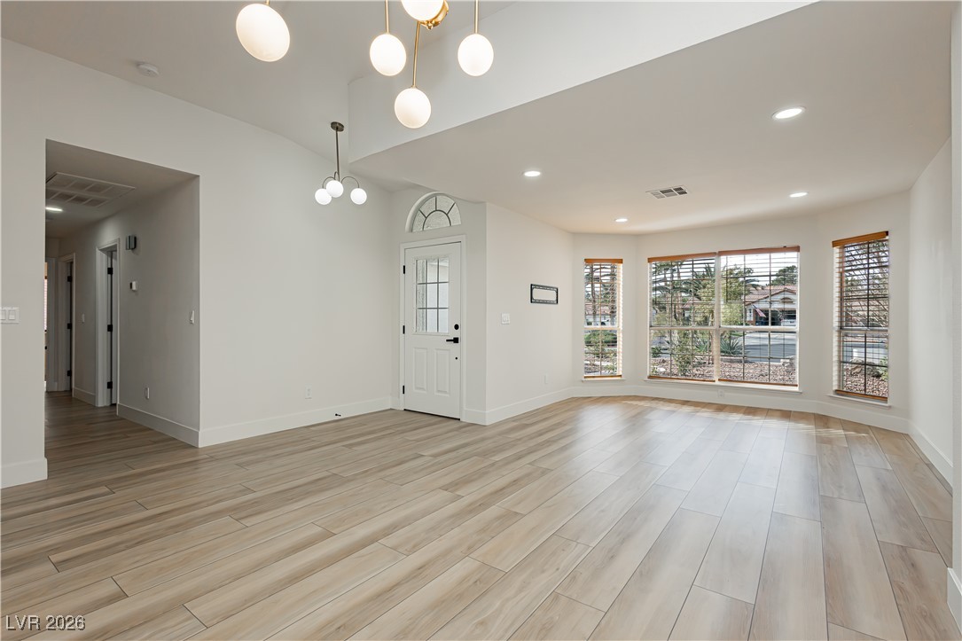 5520 Cranwood Court