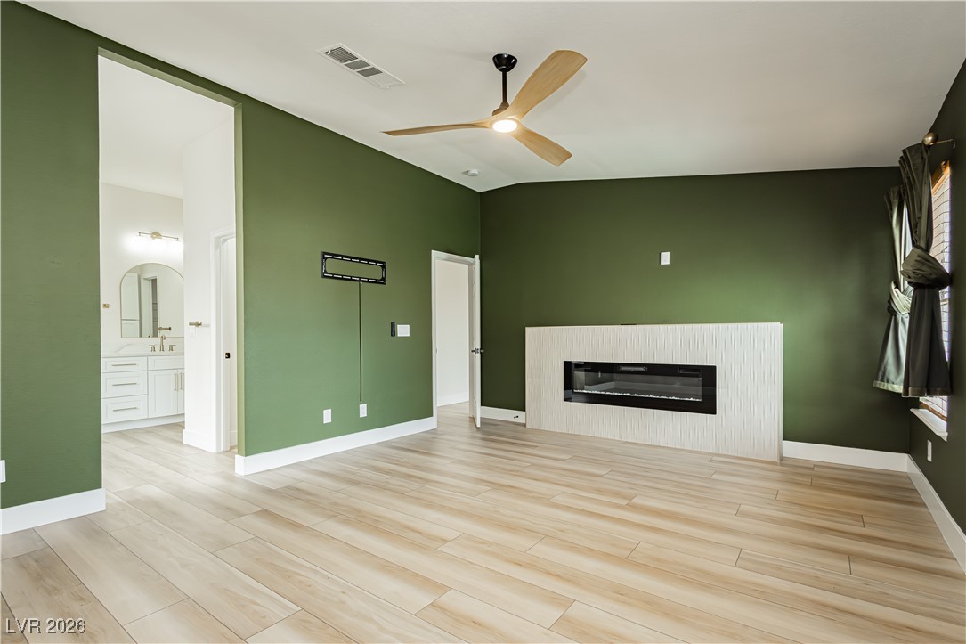 5520 Cranwood Court
