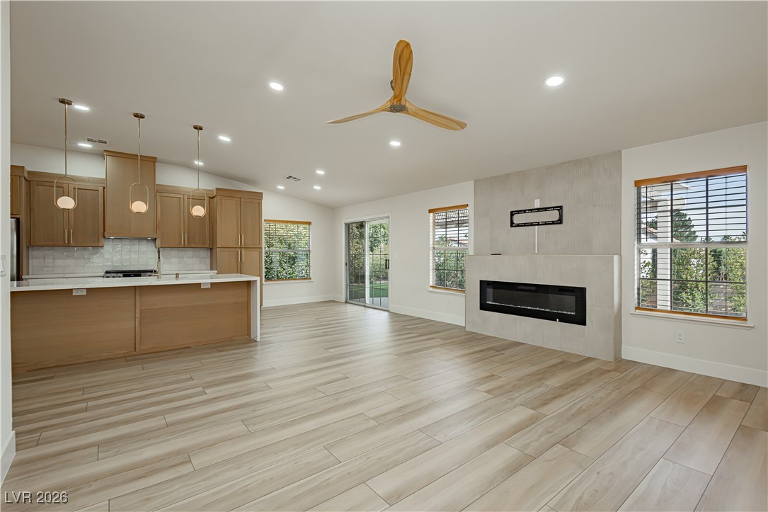5520 Cranwood Court