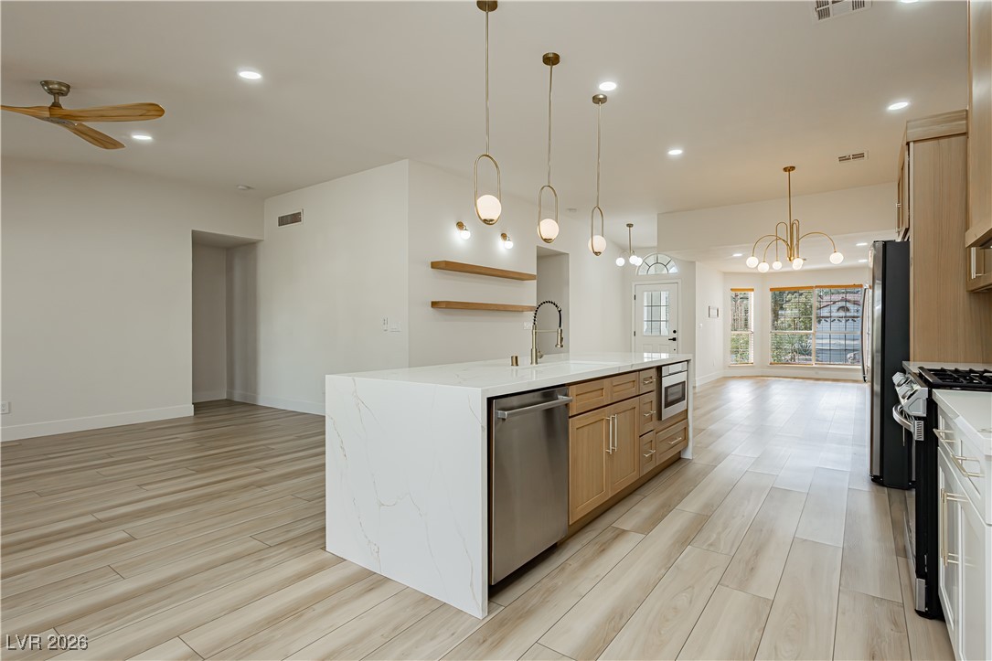 5520 Cranwood Court