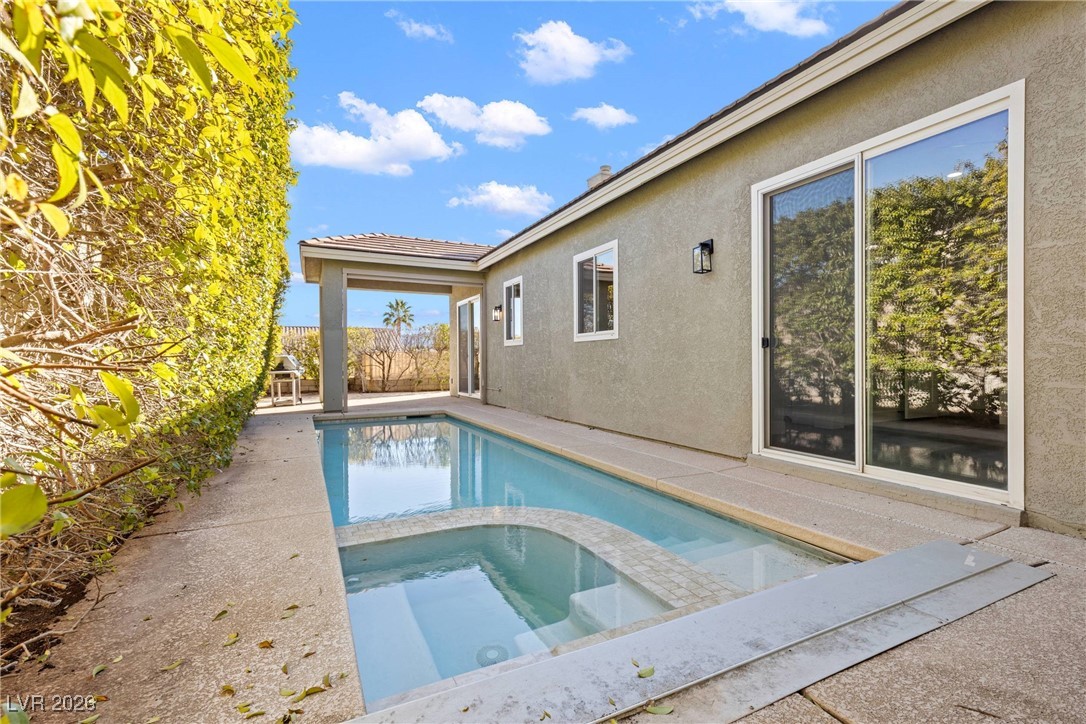 1886 Desert Forest Way