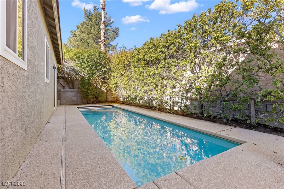 1886 Desert Forest Way