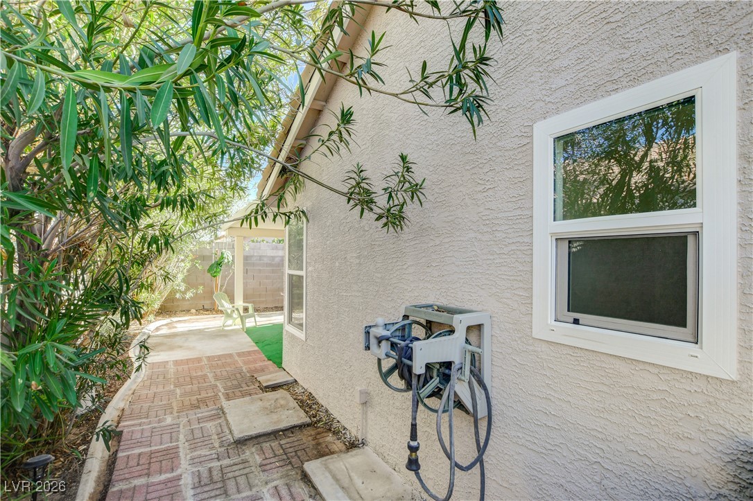 4816 White Aspen Avenue