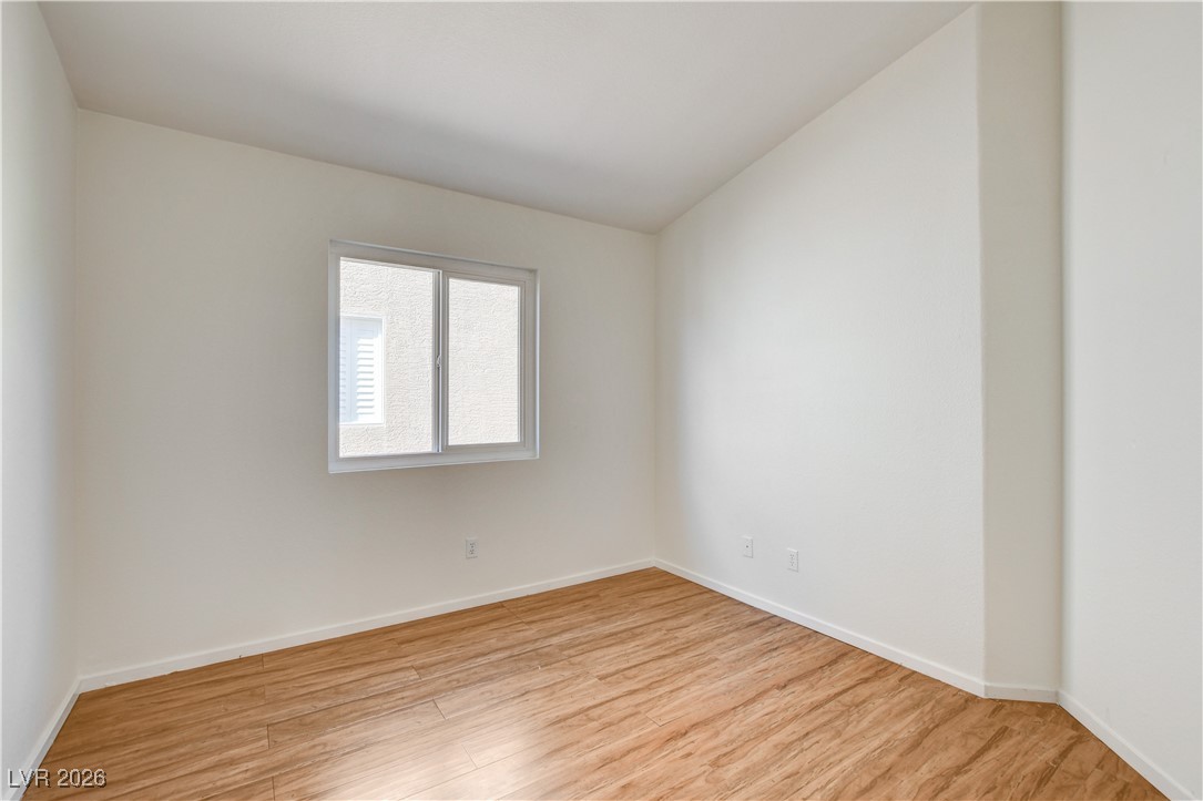 4816 White Aspen Avenue