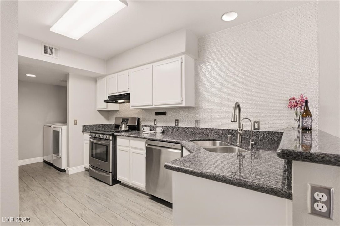 2833 Dawn Crossing Drive