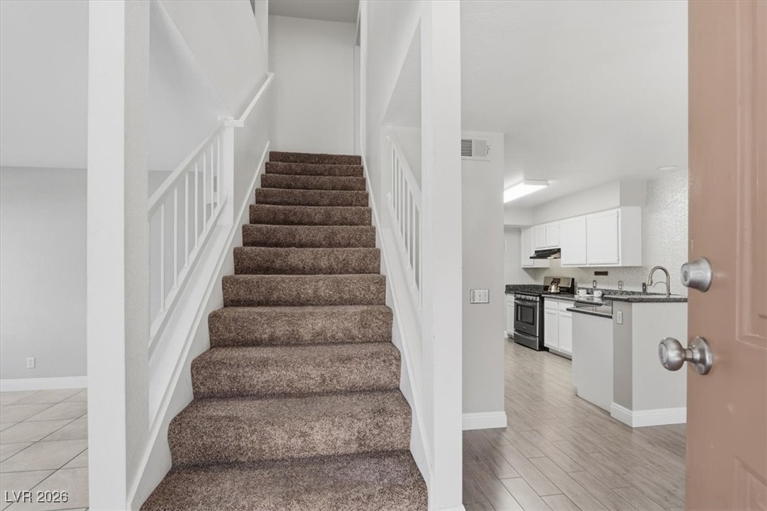 2833 Dawn Crossing Drive