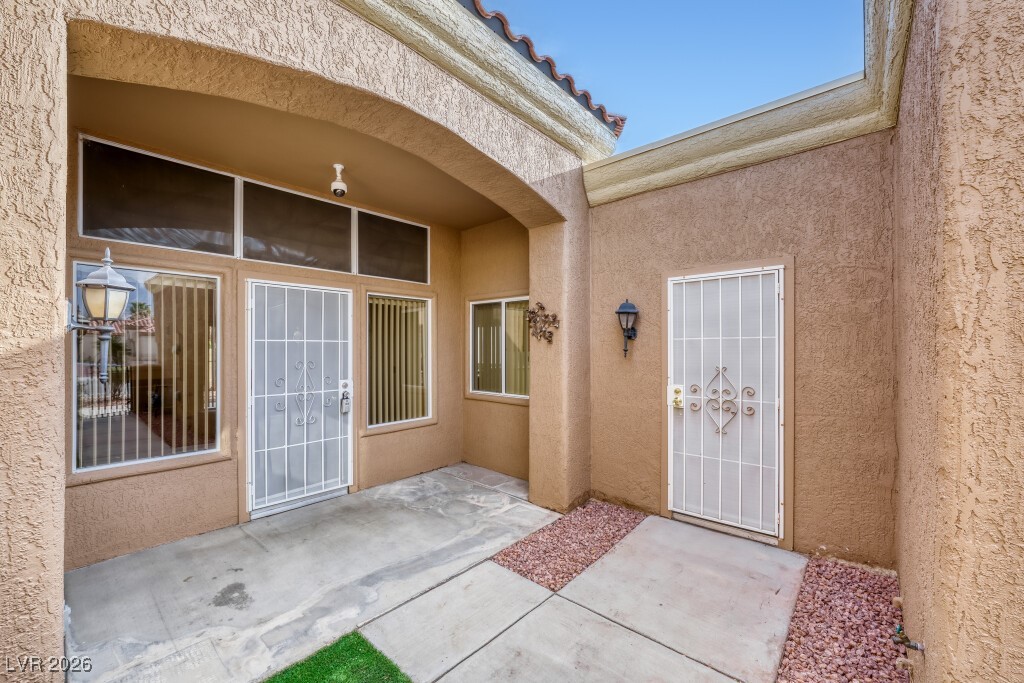 2744 Desert Crystal Drive