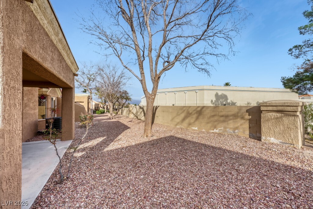 2744 Desert Crystal Drive