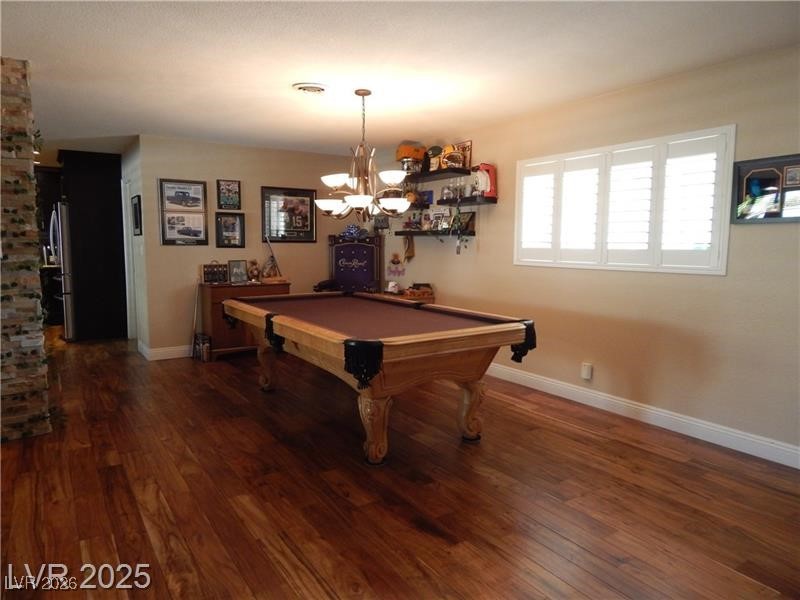 2712 West Oakey Boulevard