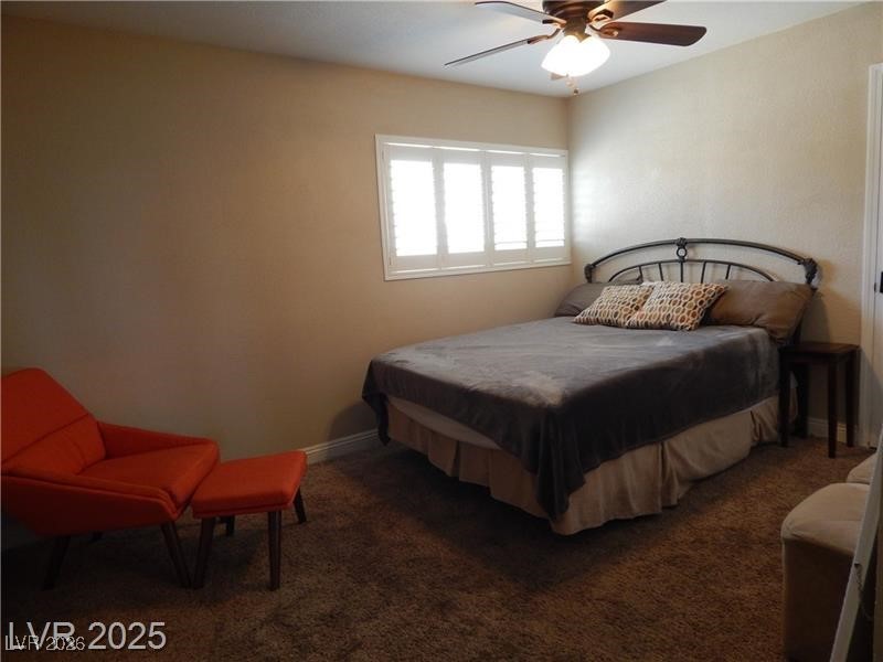 2712 West Oakey Boulevard