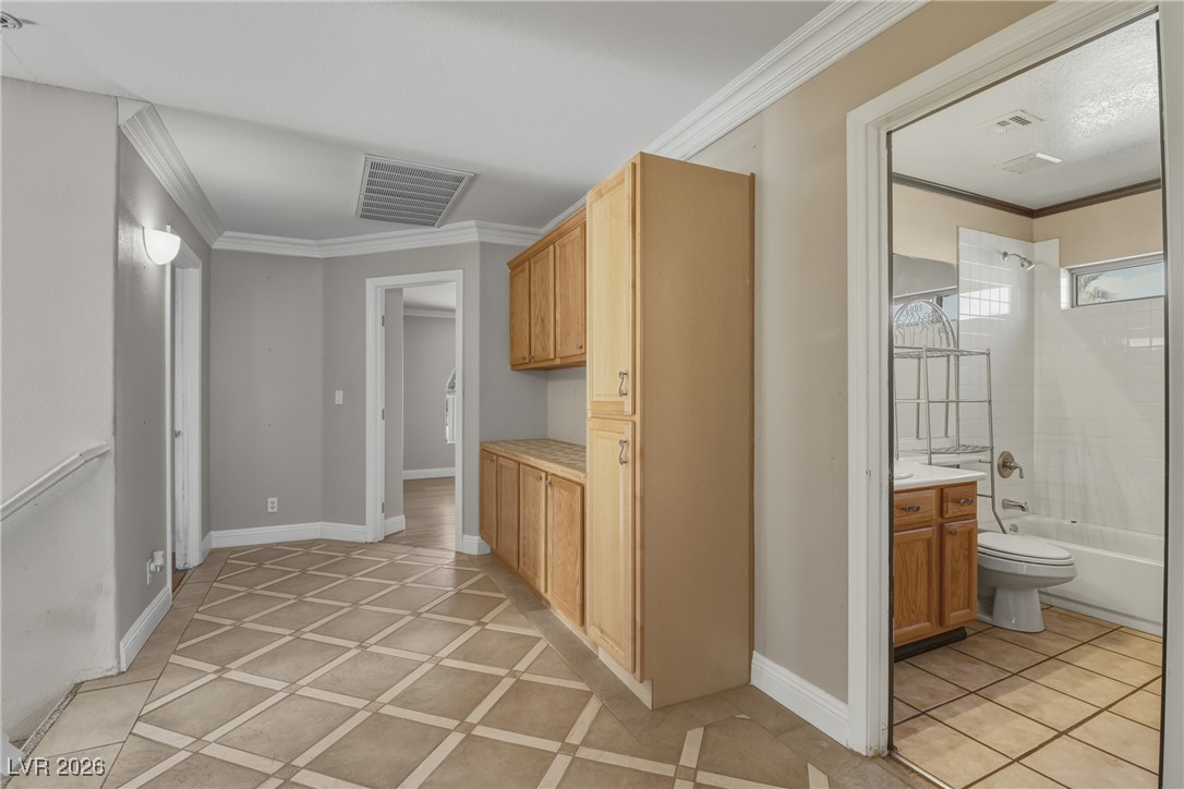 504 Sunrise Villa Drive