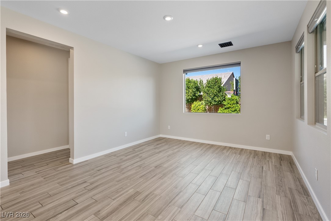 9710 Hiking Avenue