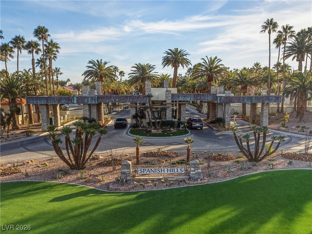 5101 Mountain Foliage Drive