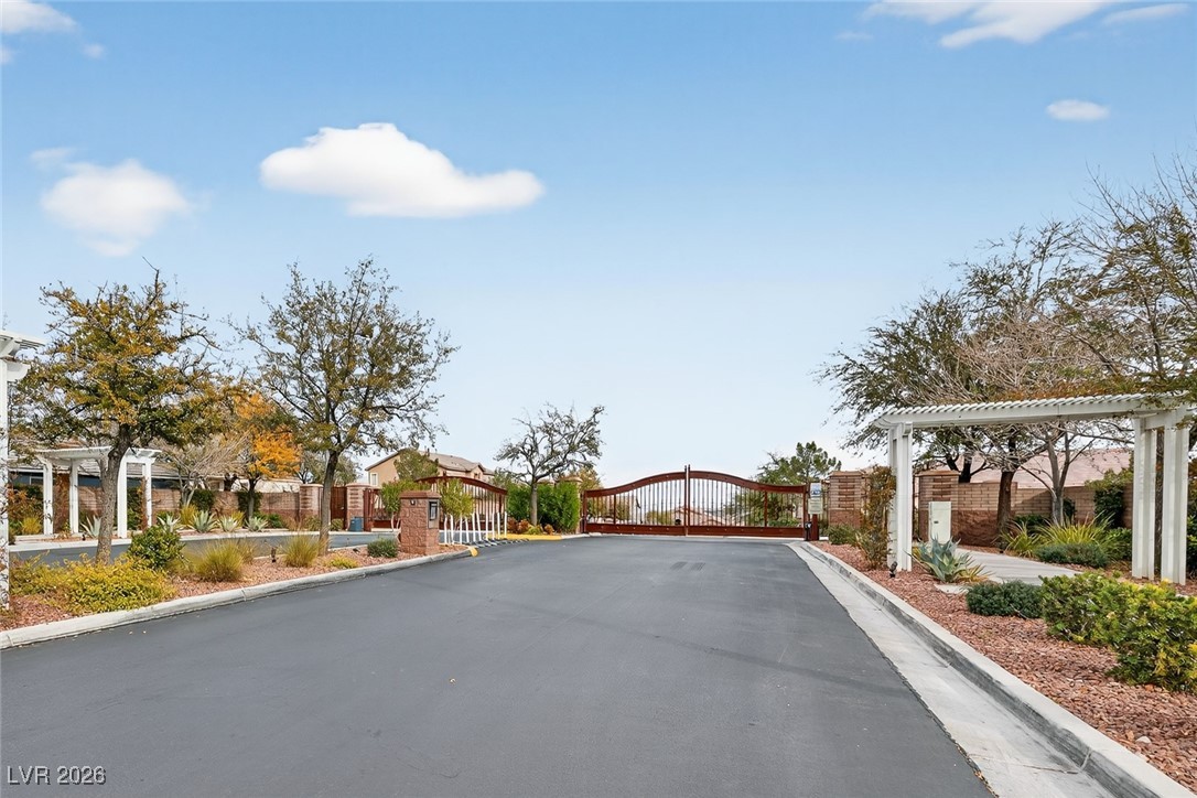 10239 Dove Row Avenue