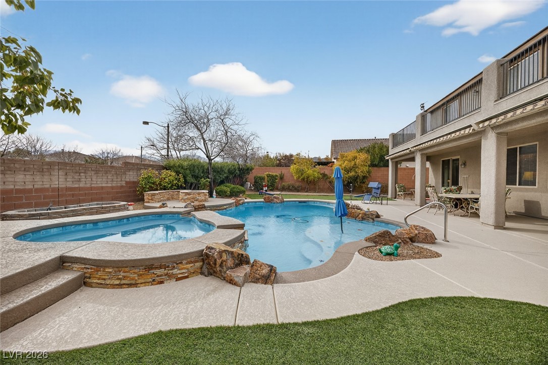 10239 Dove Row Avenue