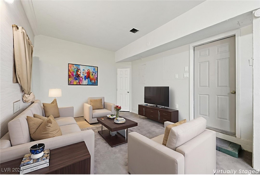 1008 Santa Helena Avenue