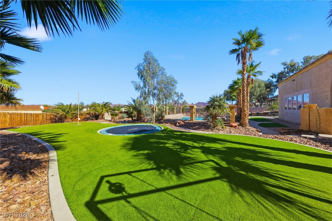 1008 Santa Helena Avenue