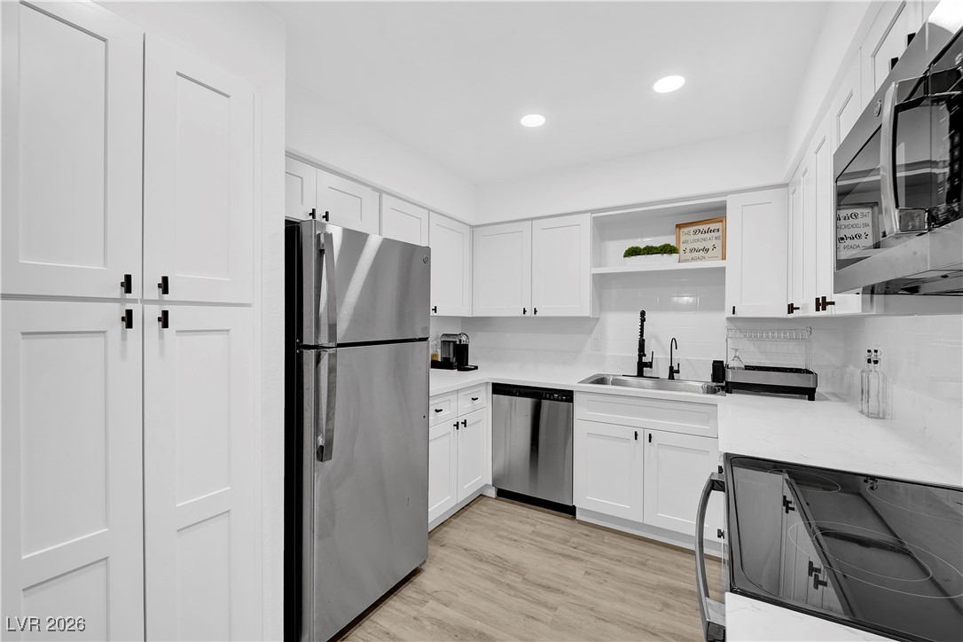 3151 Soaring Gulls Drive 1103