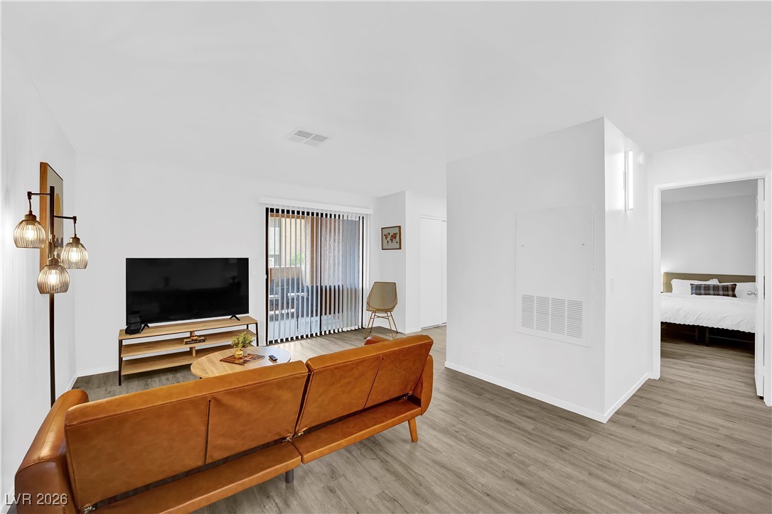 3151 Soaring Gulls Drive 1103