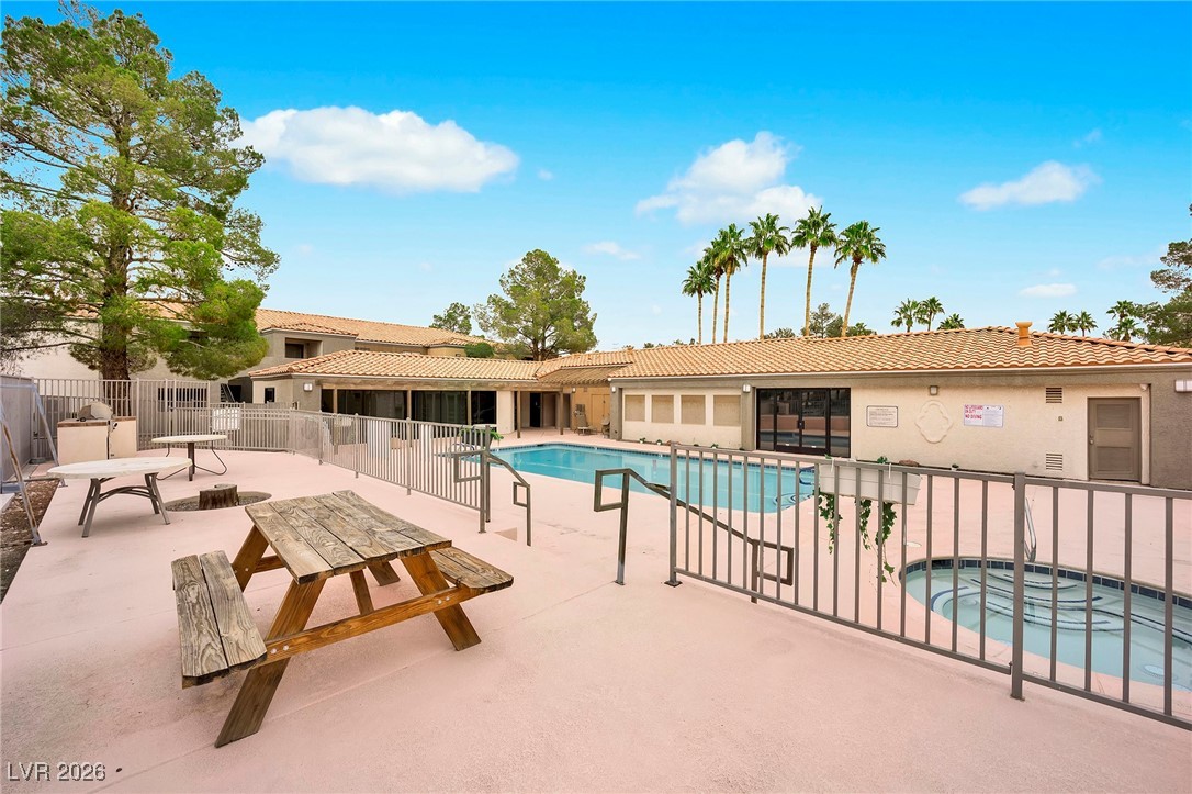 3151 Soaring Gulls Drive 1103