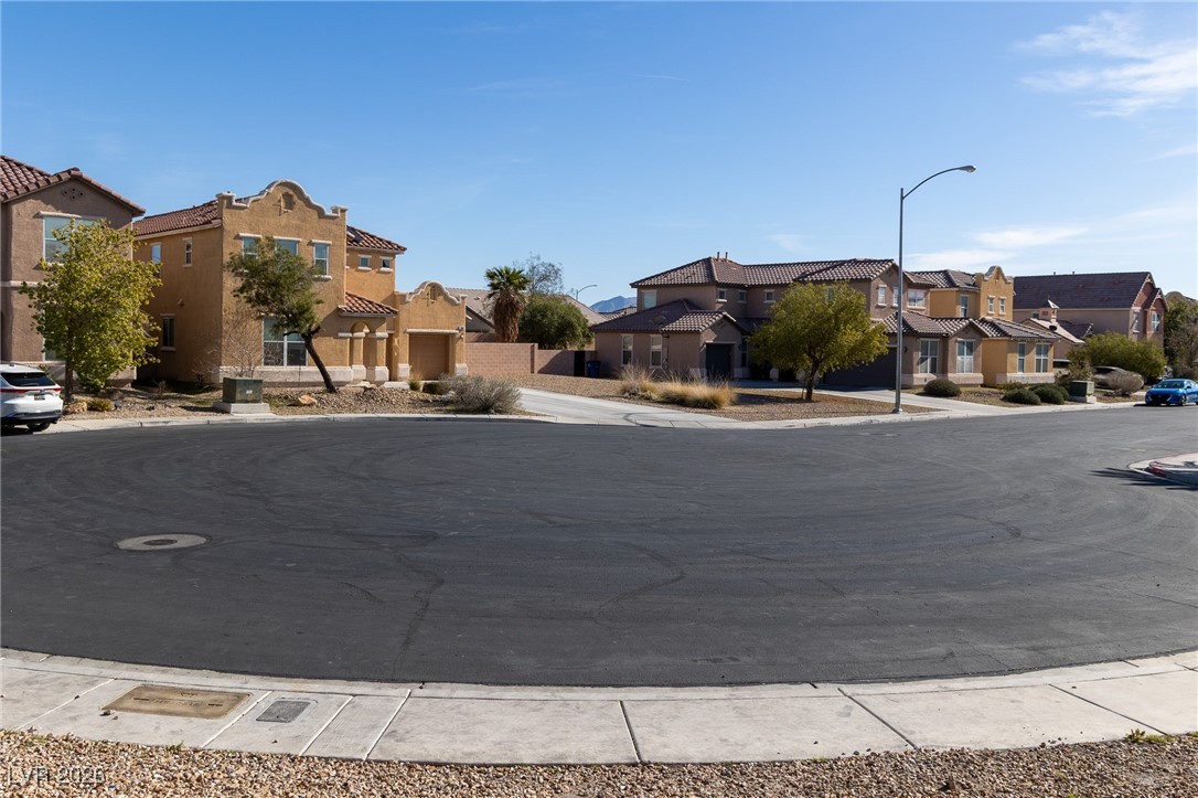 5866 Hollingshed Court